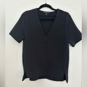 Banana Republic V Neck Short Sleeve Size Small